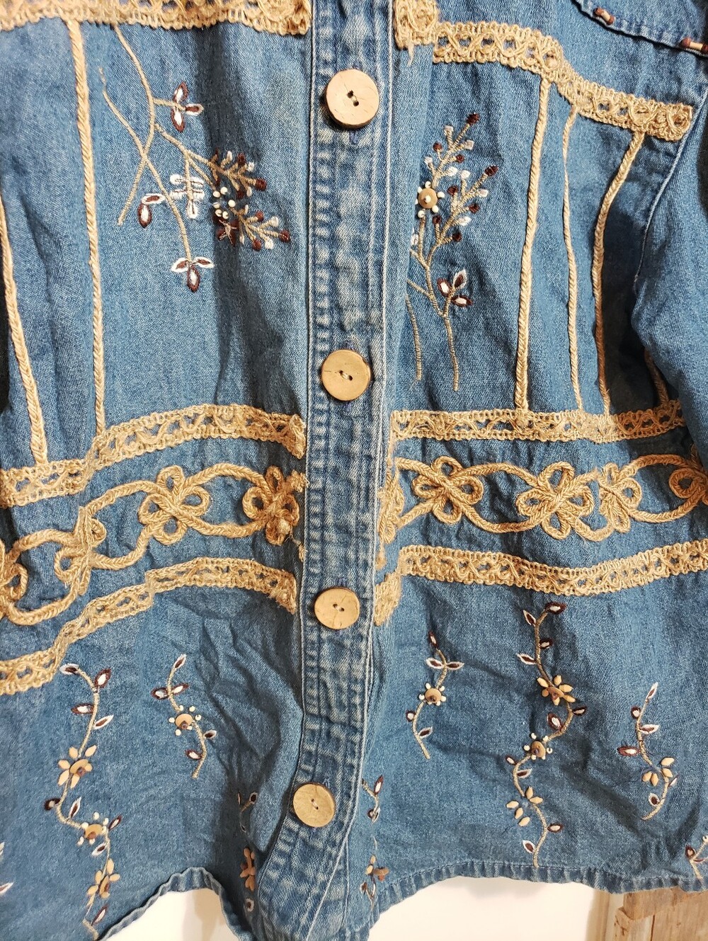 Vintage Light Weight Denim Button Up Shacket Shirt Med Embroidery Macrame Beads - Picture 4 of 5